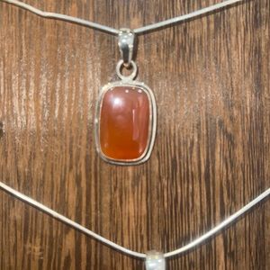 Red carnelian pendant